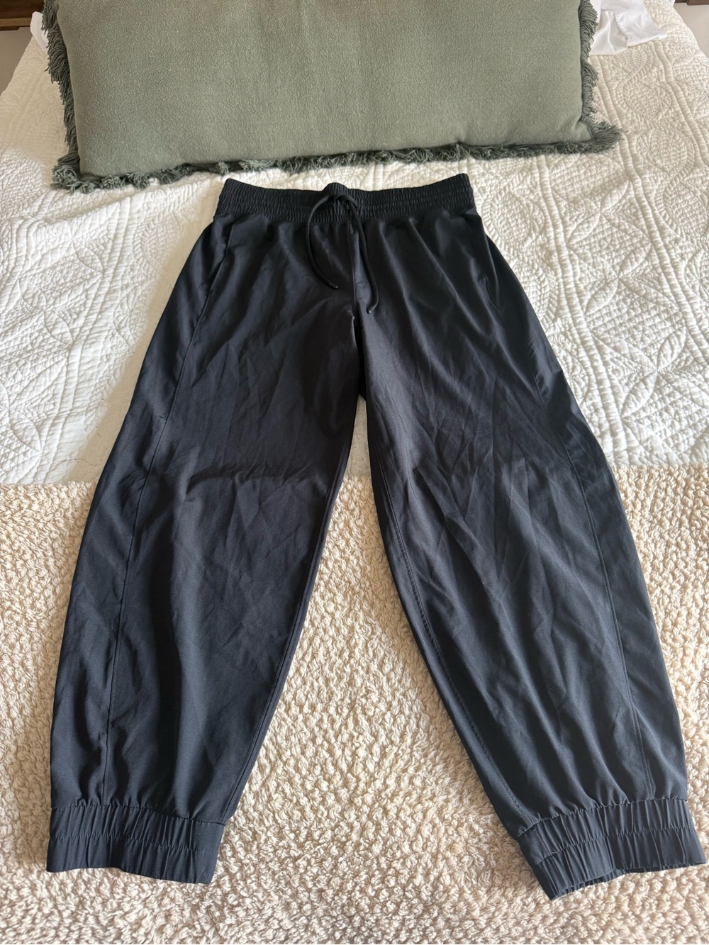 A&F YPB motionTEK Jogger - Picture 5 of 6